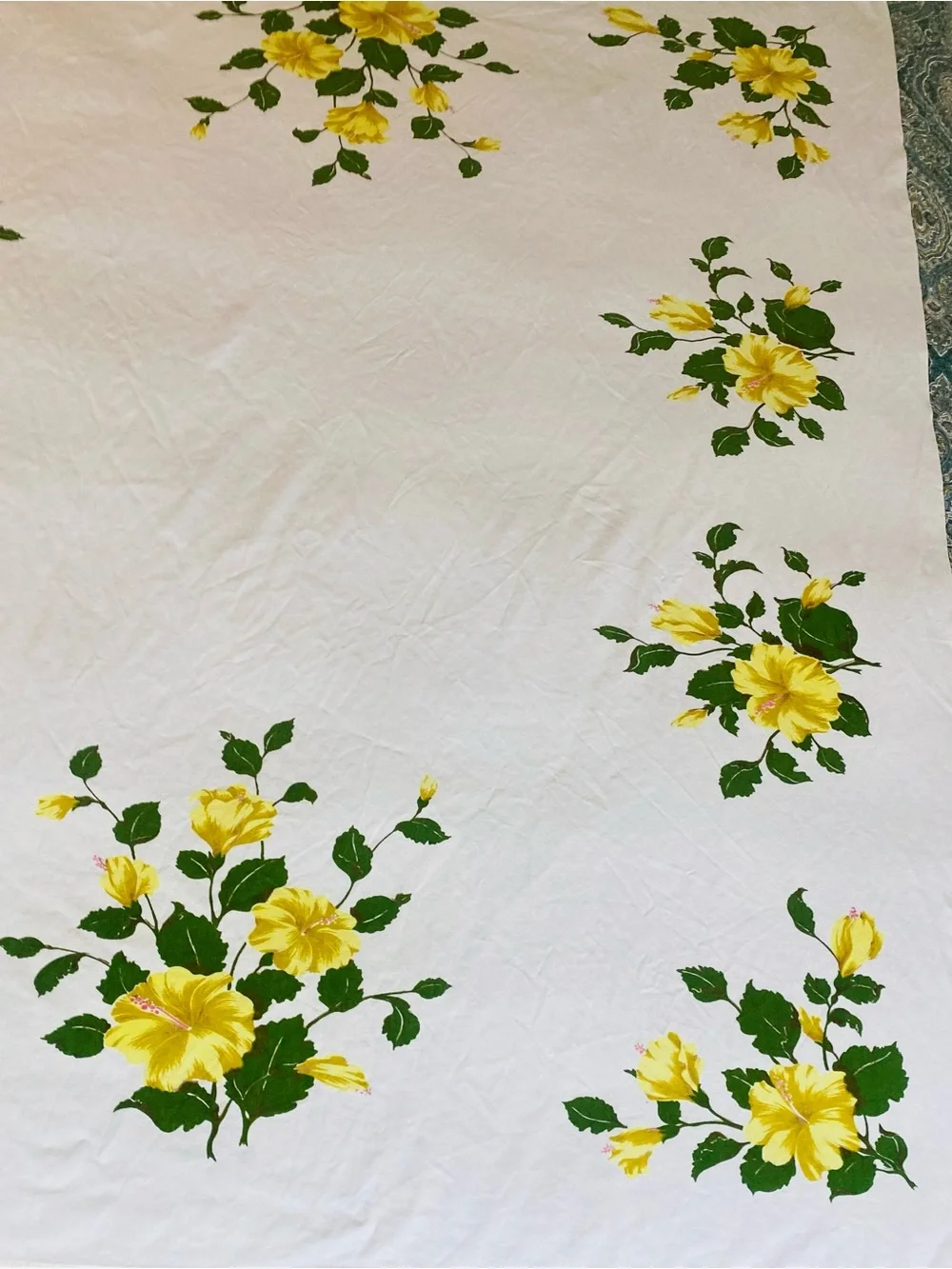 Vintage 50s California Hand Prints Tablecloth yellow hibiscus floral